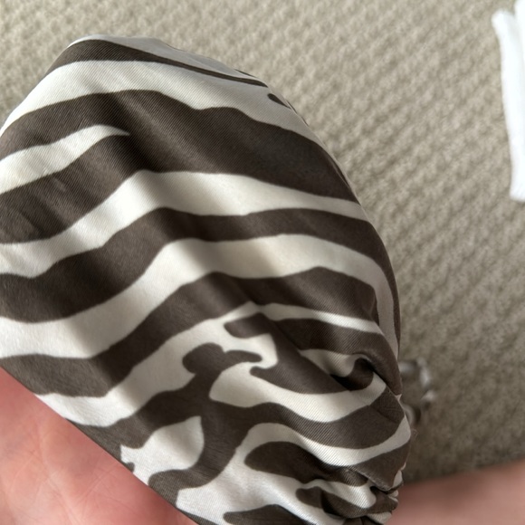 Vix Halter Bikini Top Zebra - Picture 5 of 5